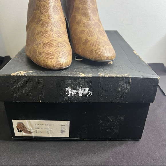 COACH Margot Signature Bootie Canvas Ankle Boots Womens Size 9 G5347 - Picture 9 of 12